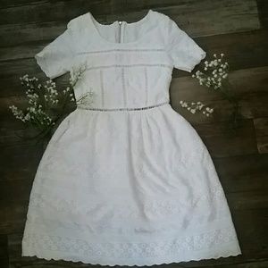 White dress XS